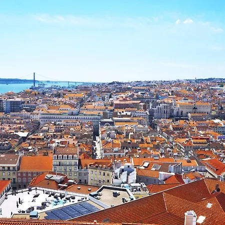 Charming For A Great In Apartment Lisbon