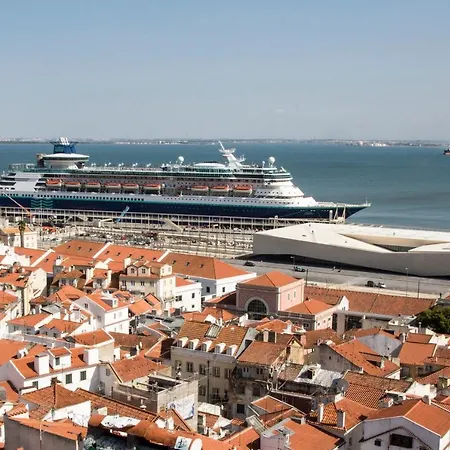 Charming For A Great In * Lisbon