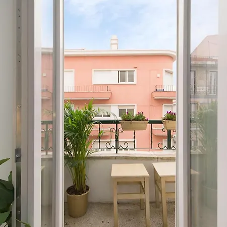 Charming For A Great In Lisbona